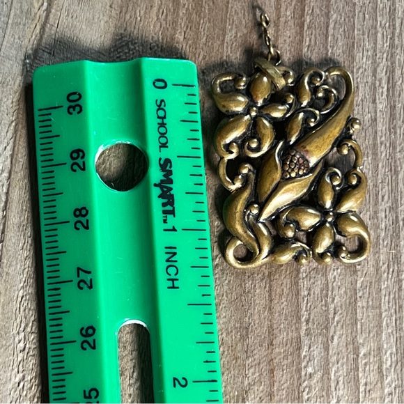 VINTAGE BRASS Floral FRENCH ART NOUVEAU STYLE PENDANT - Picture 15 of 16